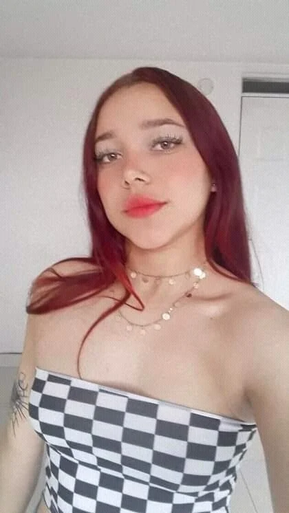 malparida flaquita puta regalada con vagina humedad y ganas de arto semen image 3