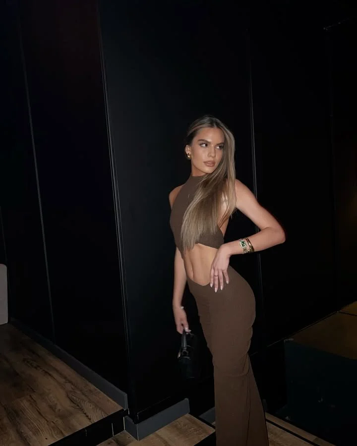 Perfect skinny 18year old model (updated) image 10