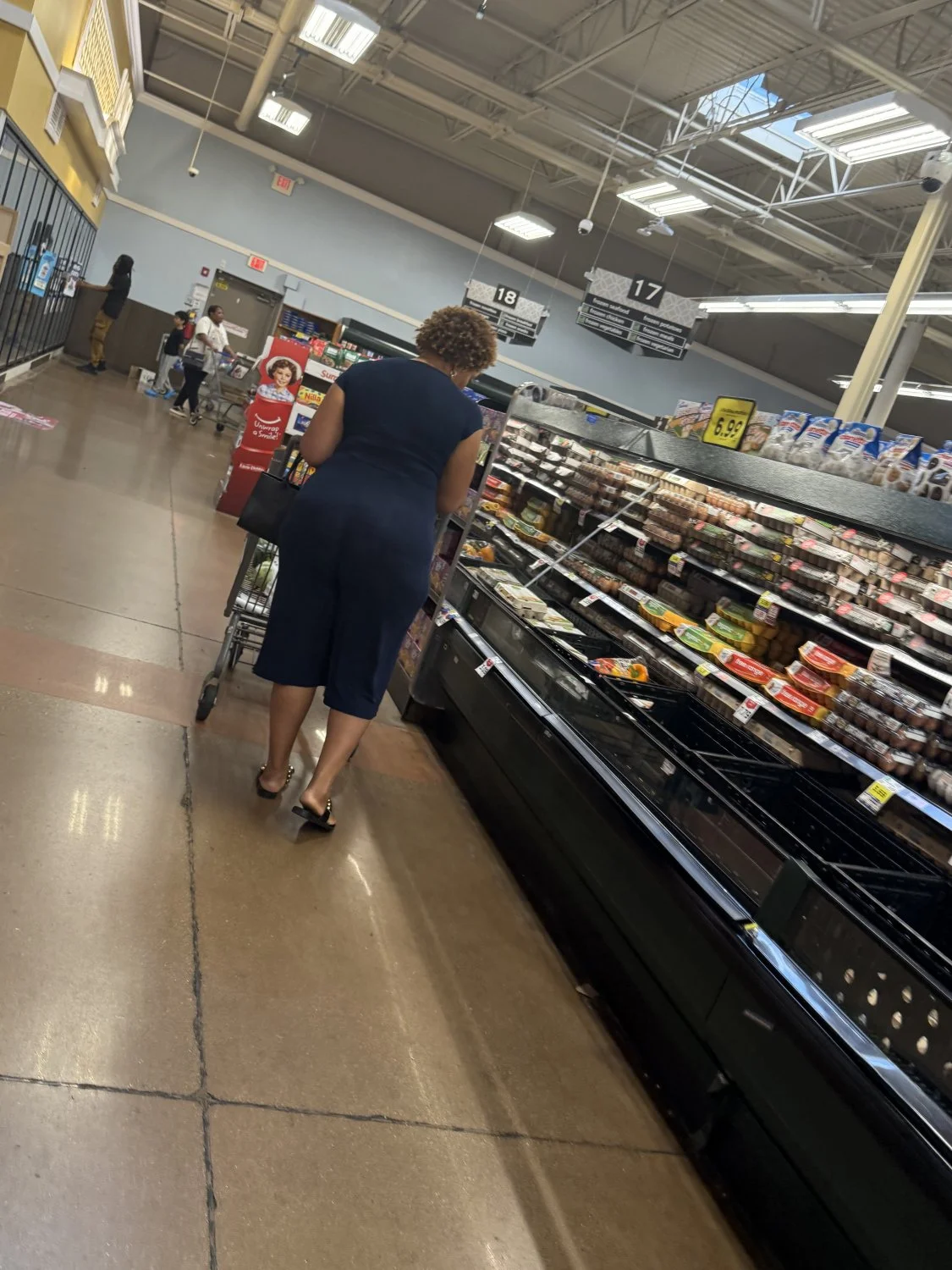 Thick ass ol Lady image 24