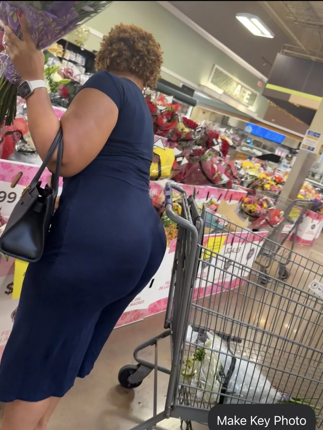 Thick ass ol Lady image 8