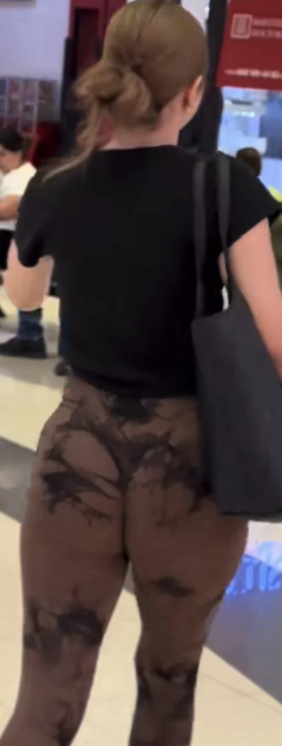culona en leggins image 13