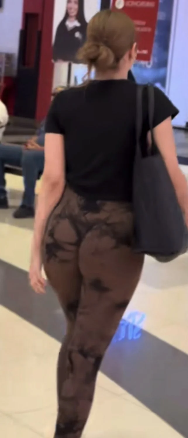 culona en leggins image 7