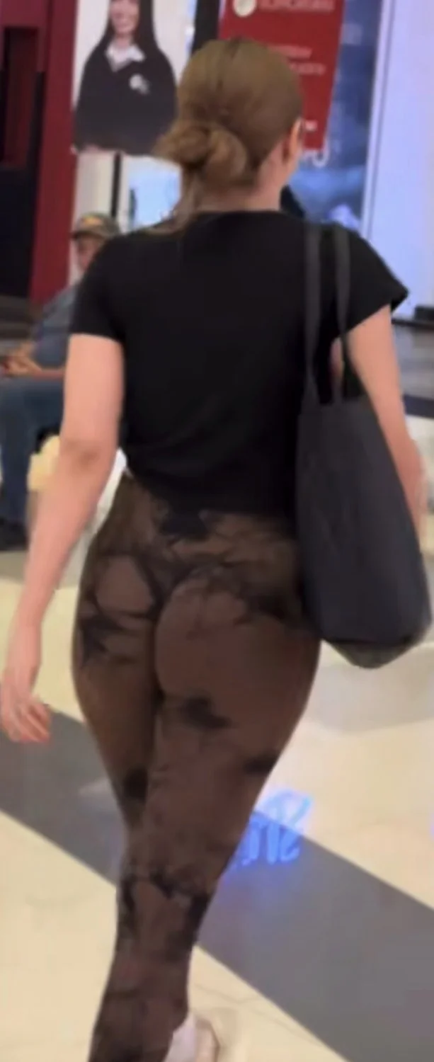 culona en leggins image 9