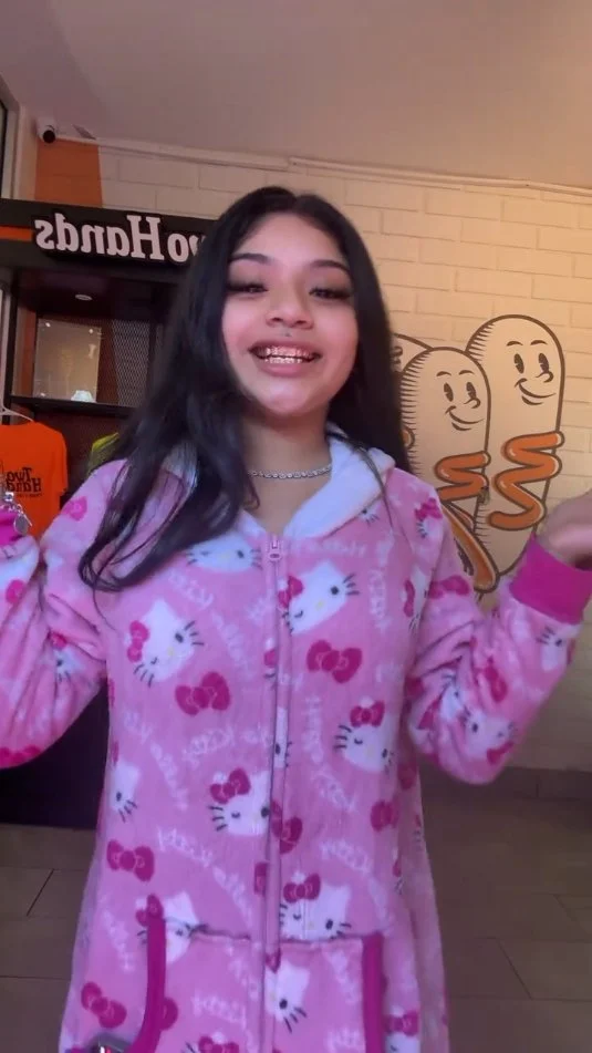 TikTok Cuties 360 image 3