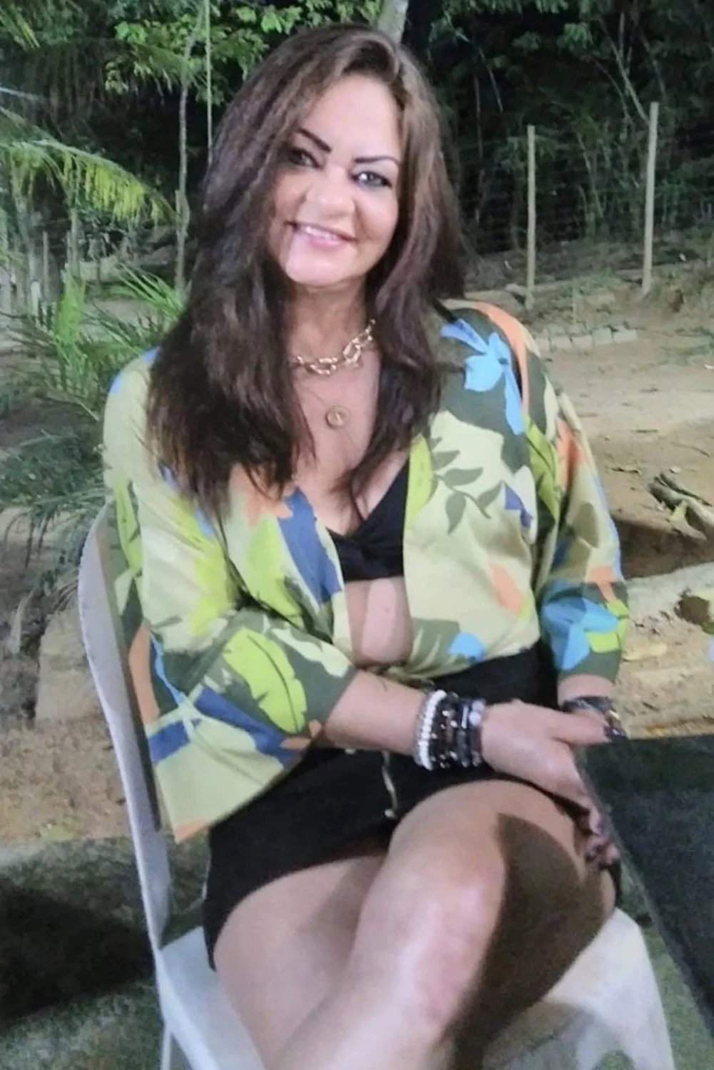 Coroa magda image 48