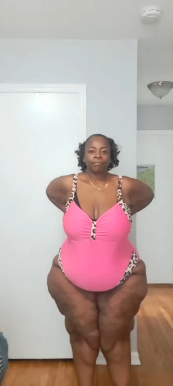 Dr Brenda and this wide I'm trying to Dick flash this granny slut... main image