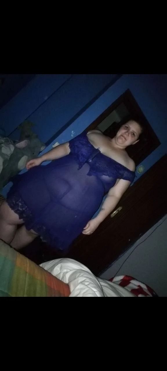 Fat Pig Wife image 3