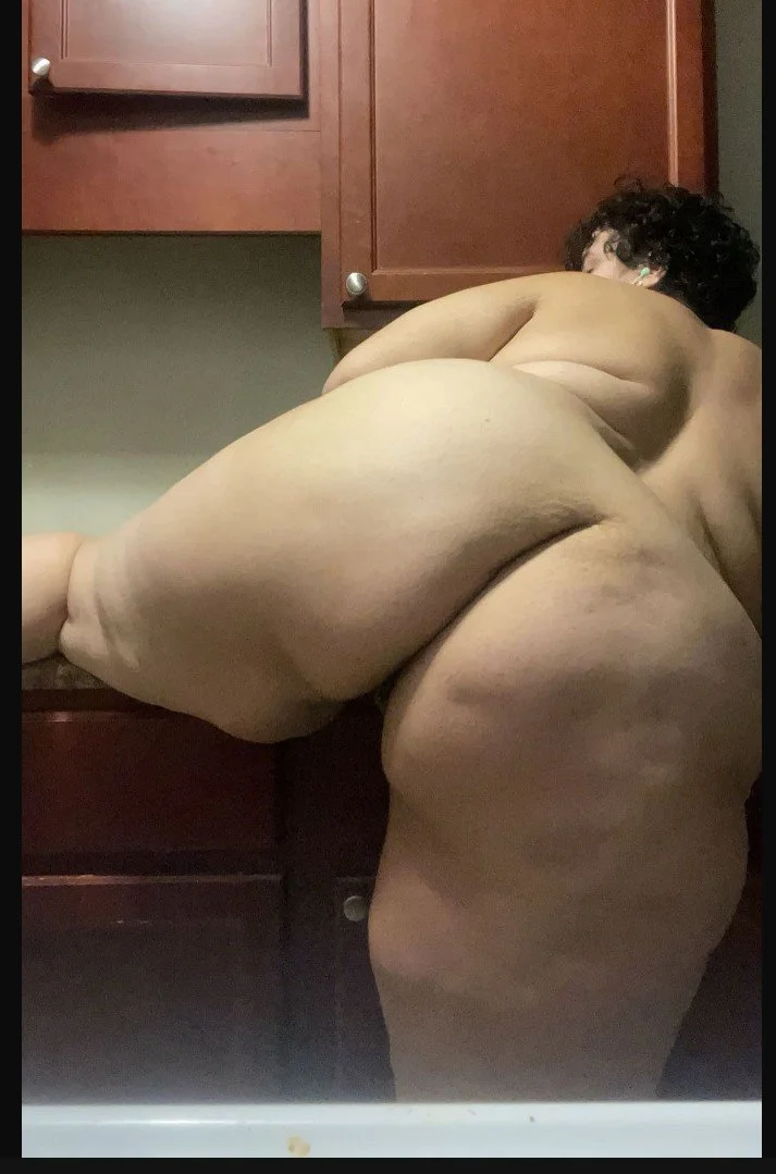 My favorite bbw freak 💦💦 image 8