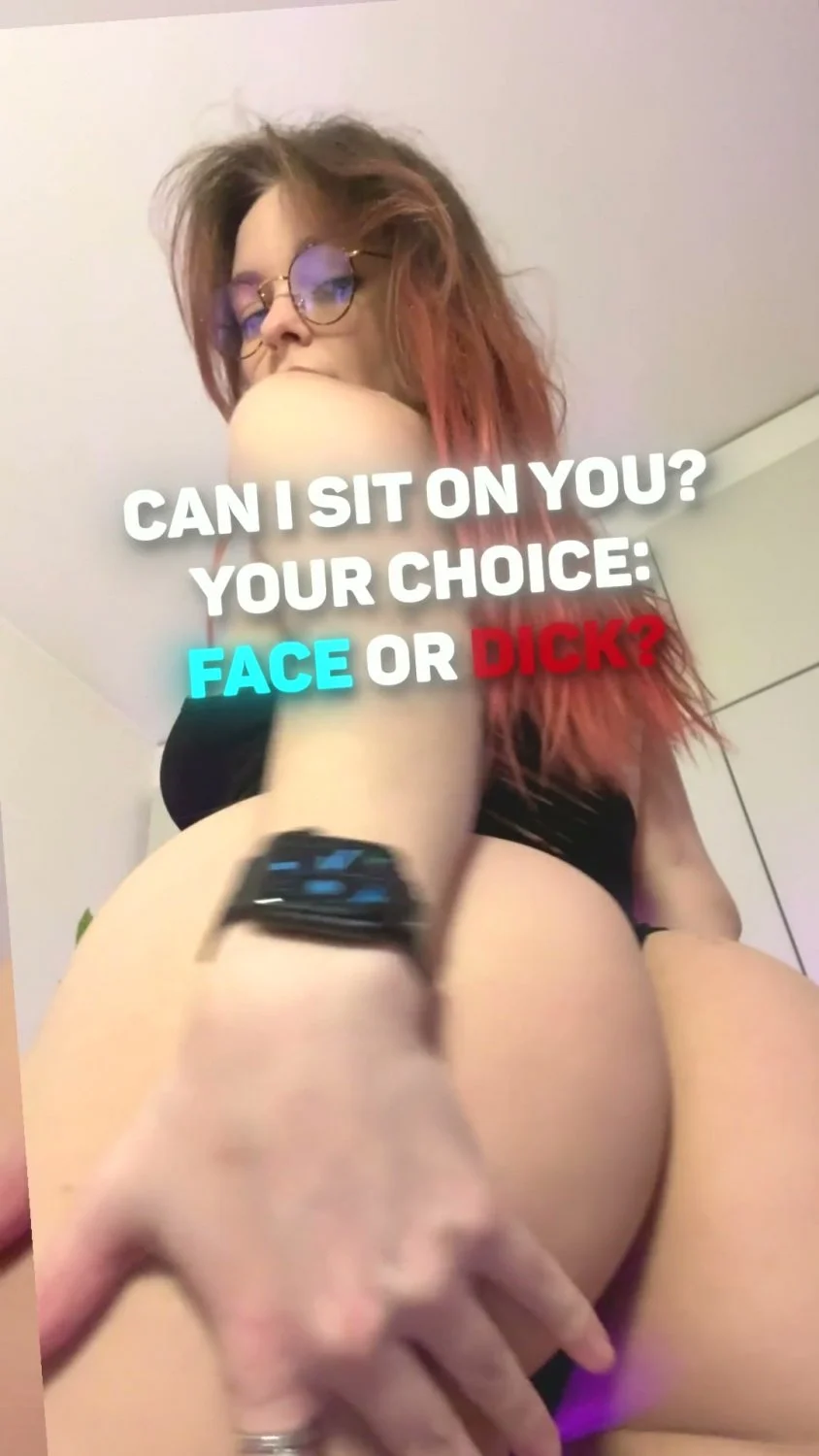 🔞 petite perfect ass teasing tight pussy cum dripping 🫦🍑 See my OF image 4