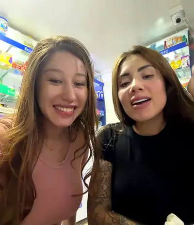 Colombianas juegan Live Tango cover image