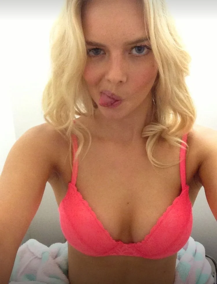 Imagine CEI and Pegging by Samara Weaving image 10