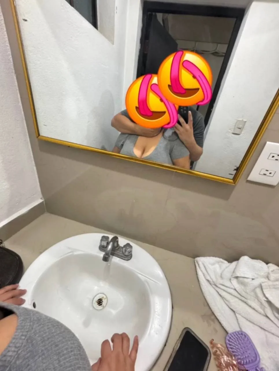 Ya la hice mi puta, señora de Walmart main image