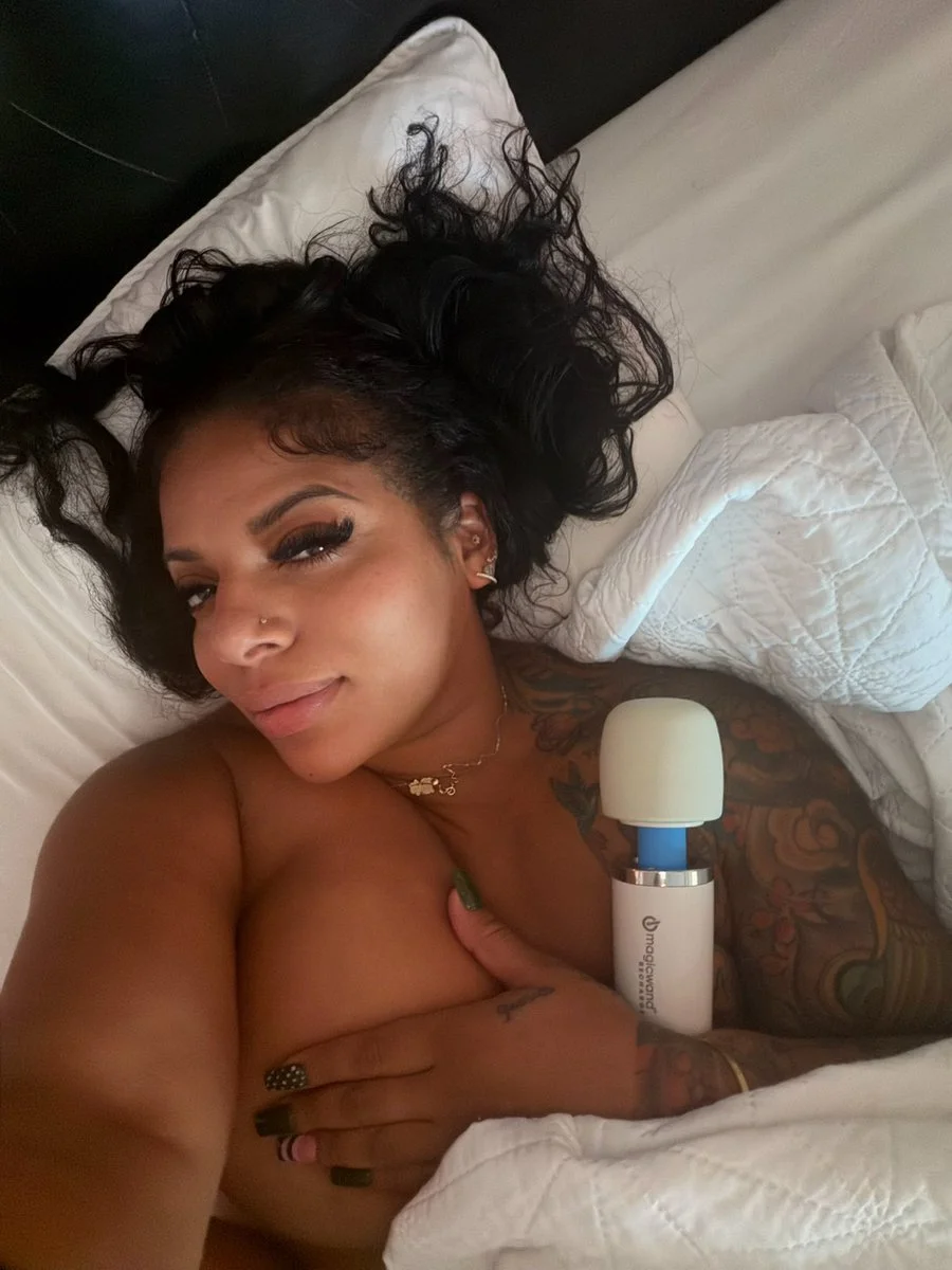 KKVS Mikayla Saravia SEXY image 8
