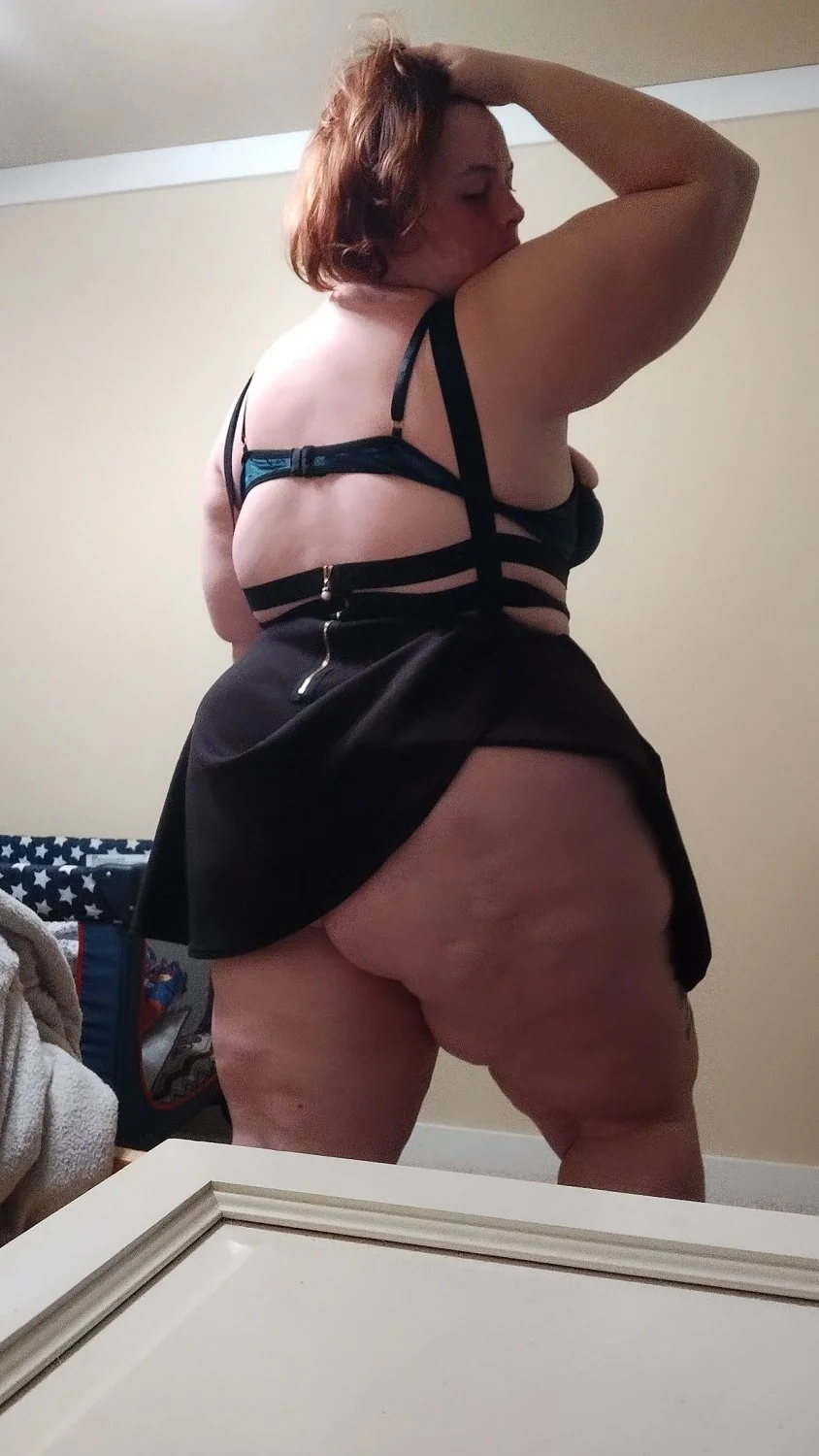Sexy College bbw nude drop 2 image 8