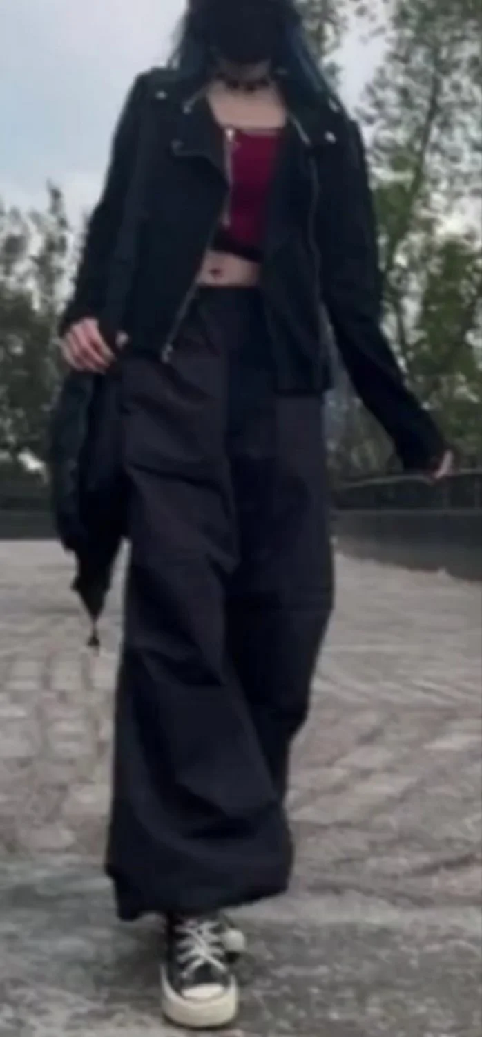 chilling image 3