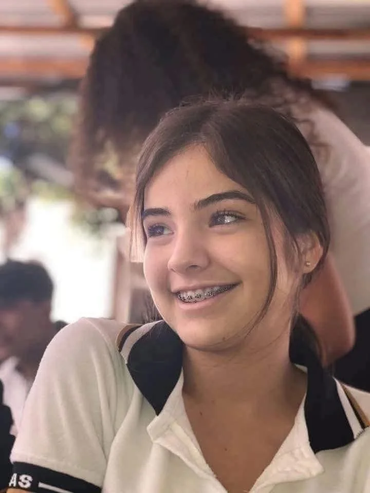 Julia santos image 10