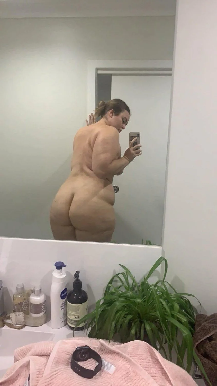 Wants anything that is not her fiancé image 13