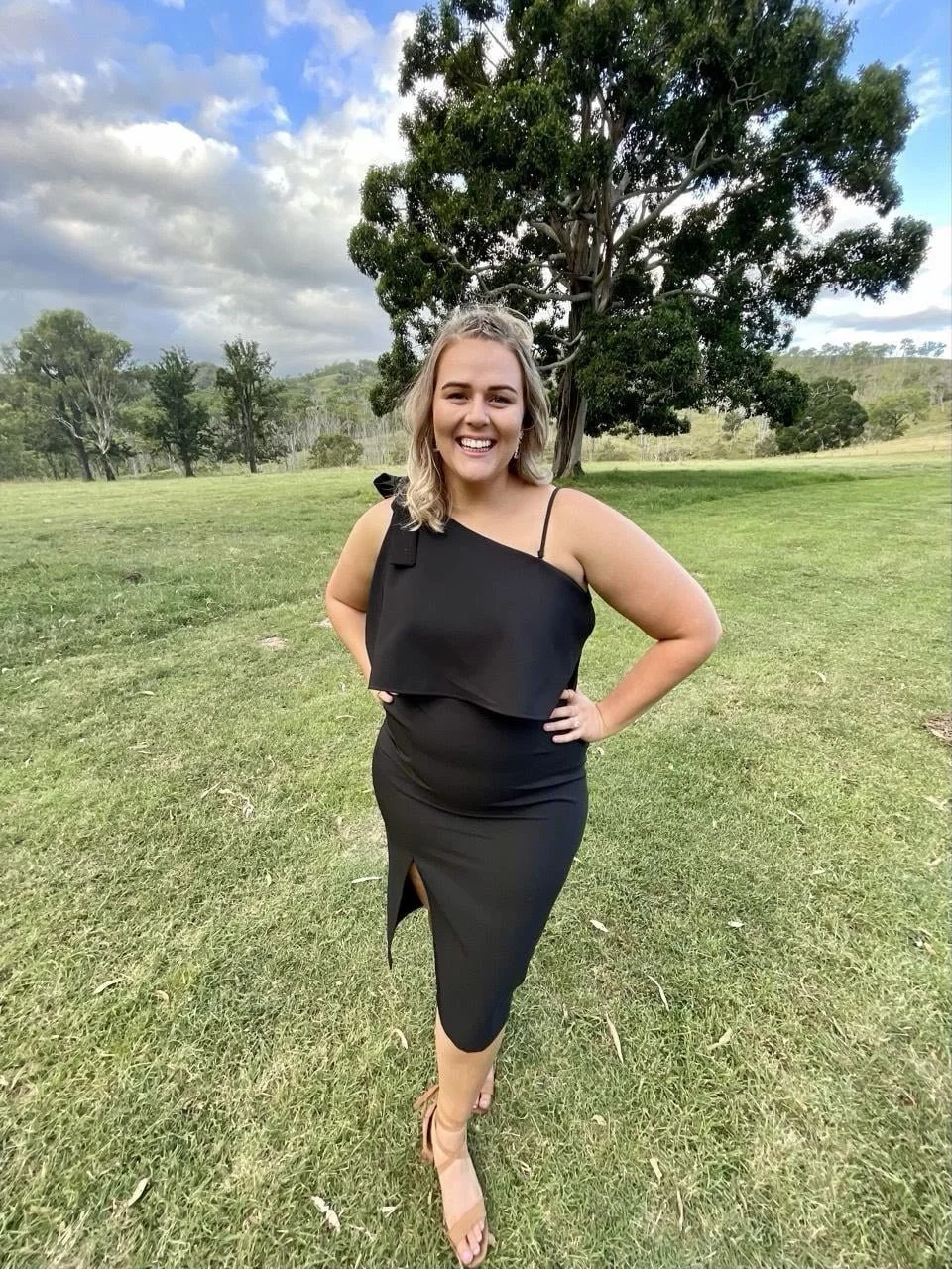 Wants anything that is not her fiancé image 2