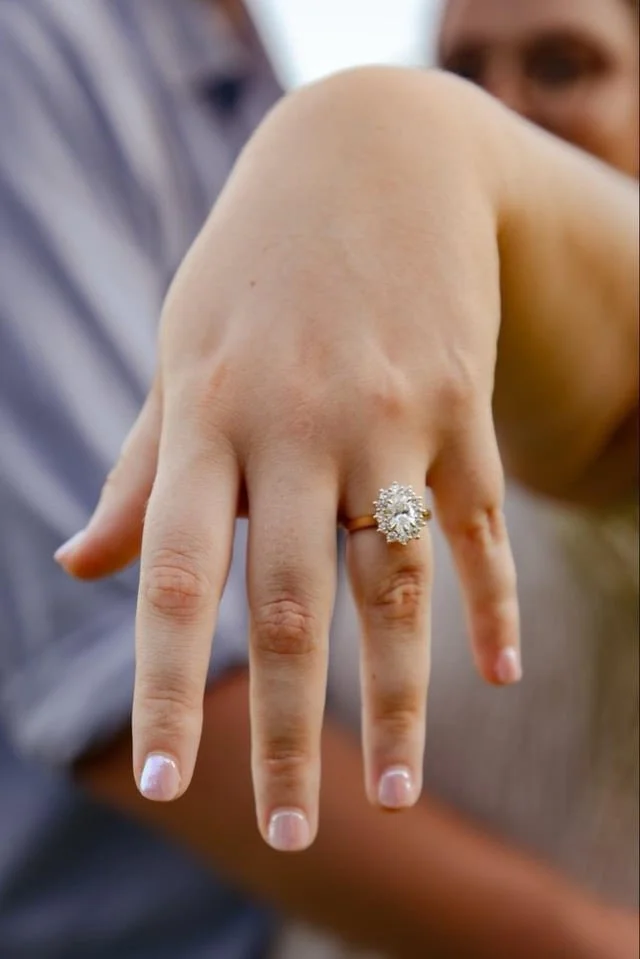 Wants anything that is not her fiancé image 3