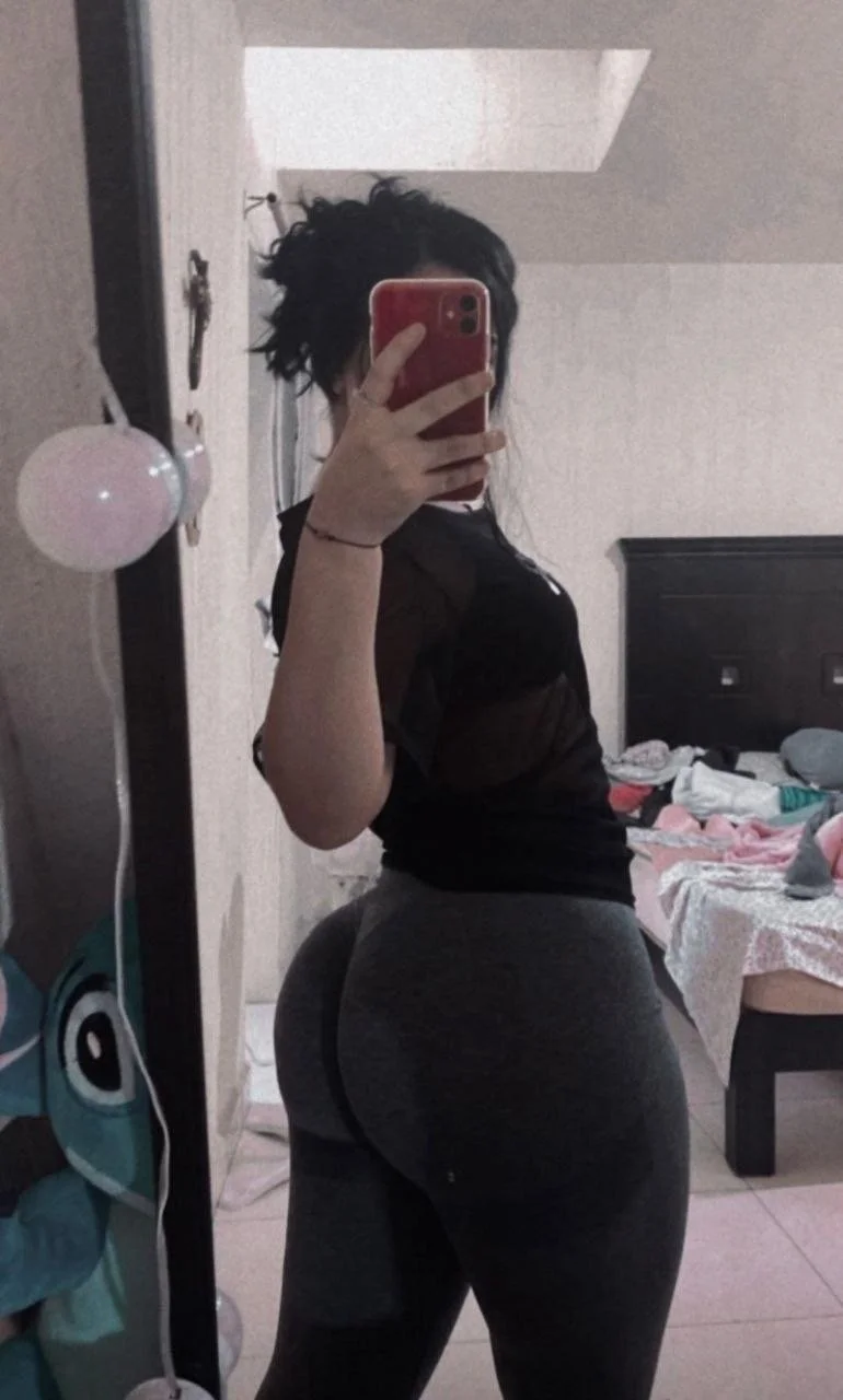 Nalgona exhibida por infiel image 13