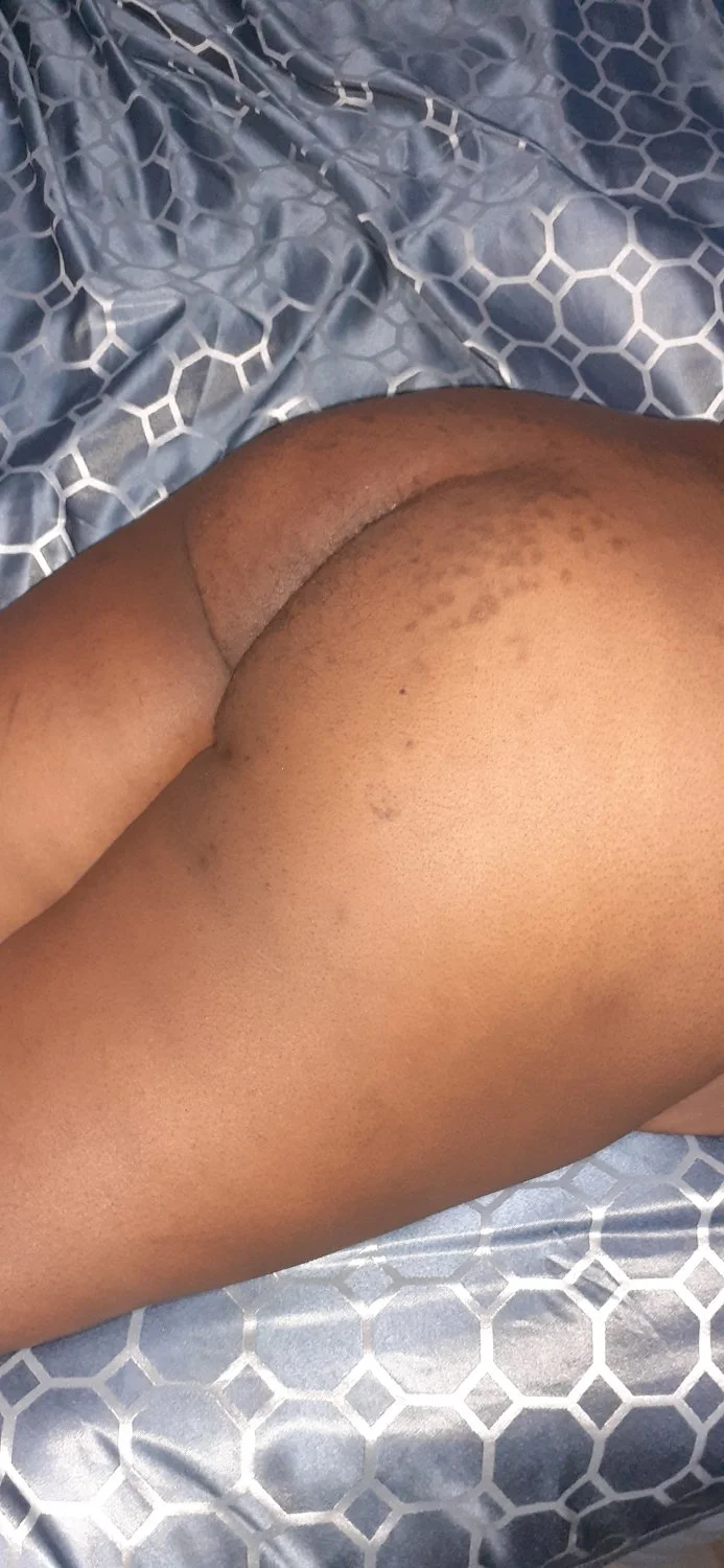 Bowlegged Freak Cheating image 2