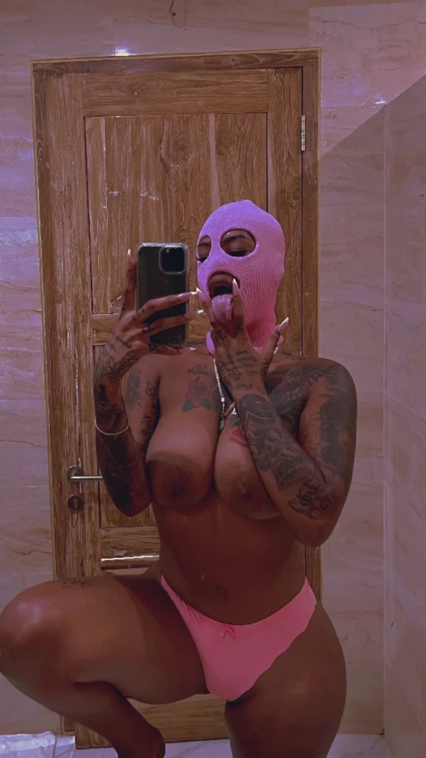 Random big ass breast image 8