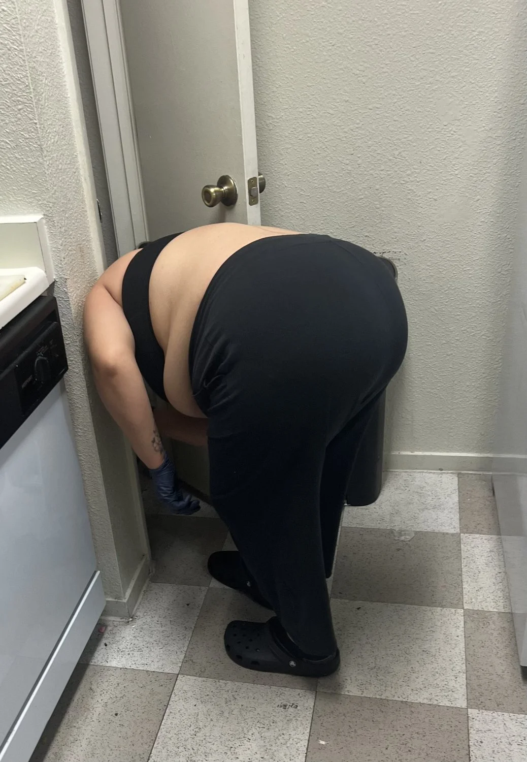 I love taking pics of my sister Marcy’s ass 😈 image 11