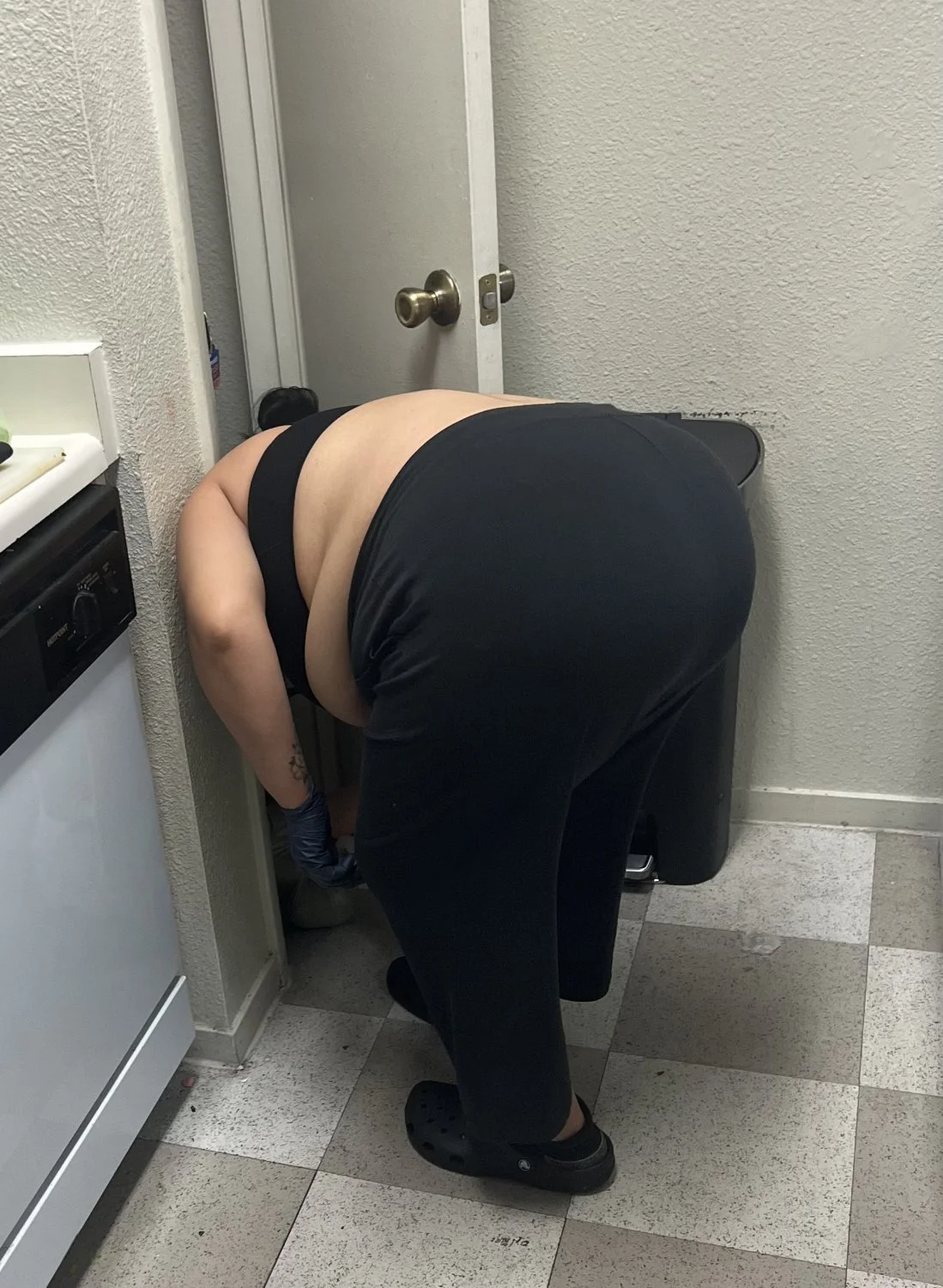 I love taking pics of my sister Marcy’s ass 😈 image 13