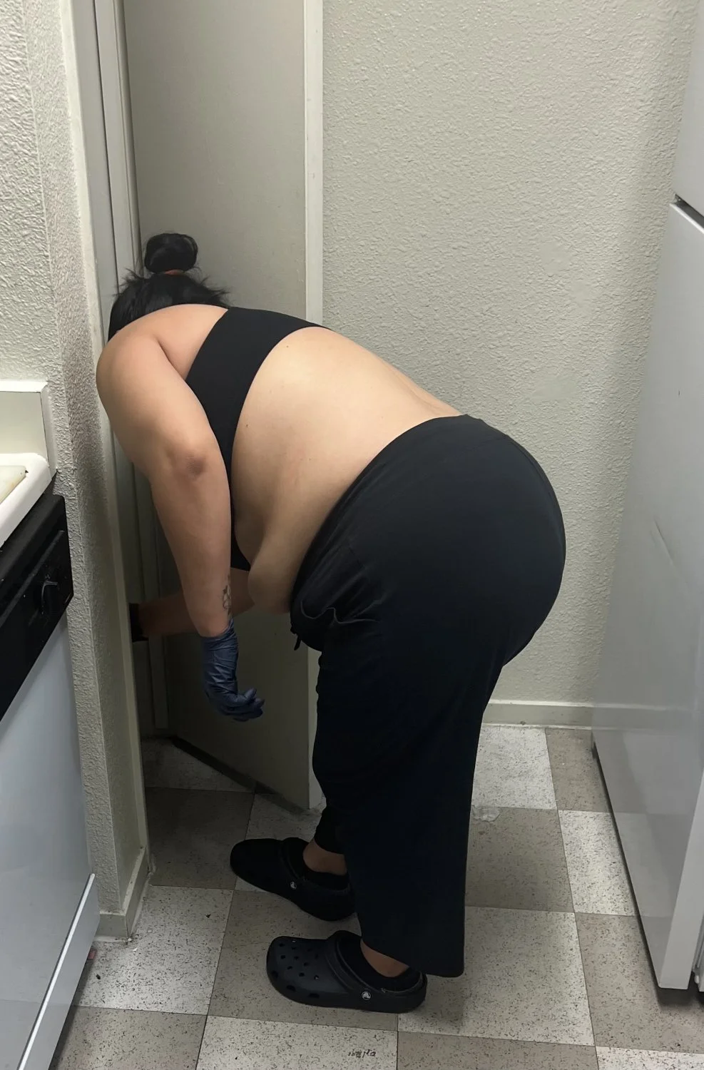 I love taking pics of my sister Marcy’s ass 😈 image 18