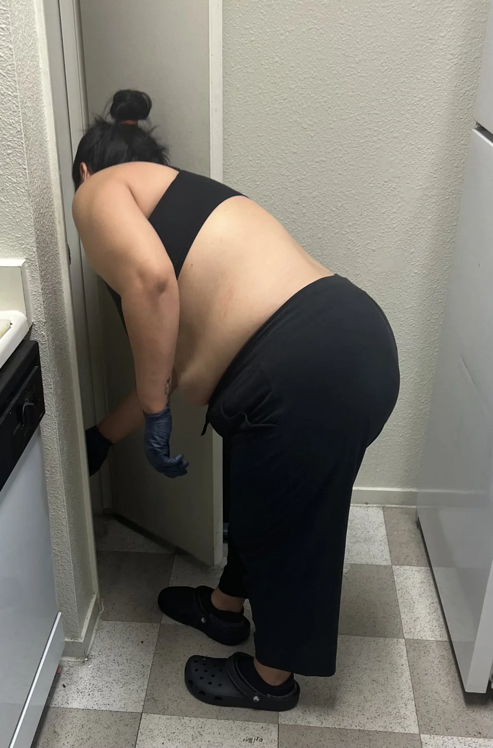 I love taking pics of my sister Marcy’s ass 😈 image 2