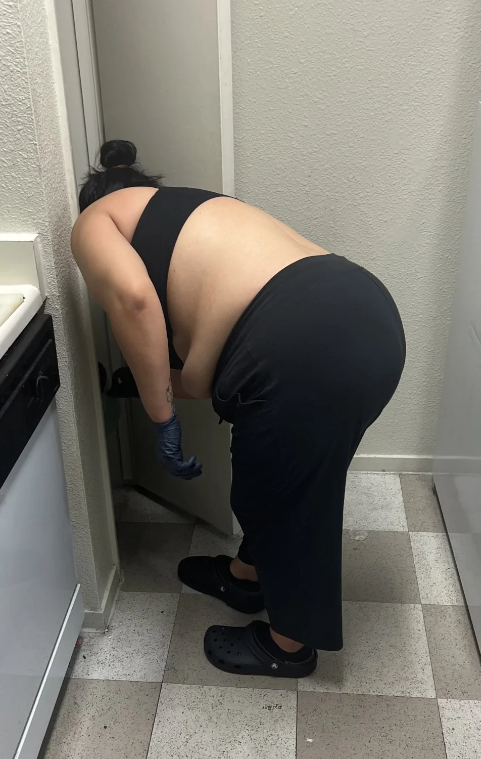 I love taking pics of my sister Marcy’s ass 😈 image 5