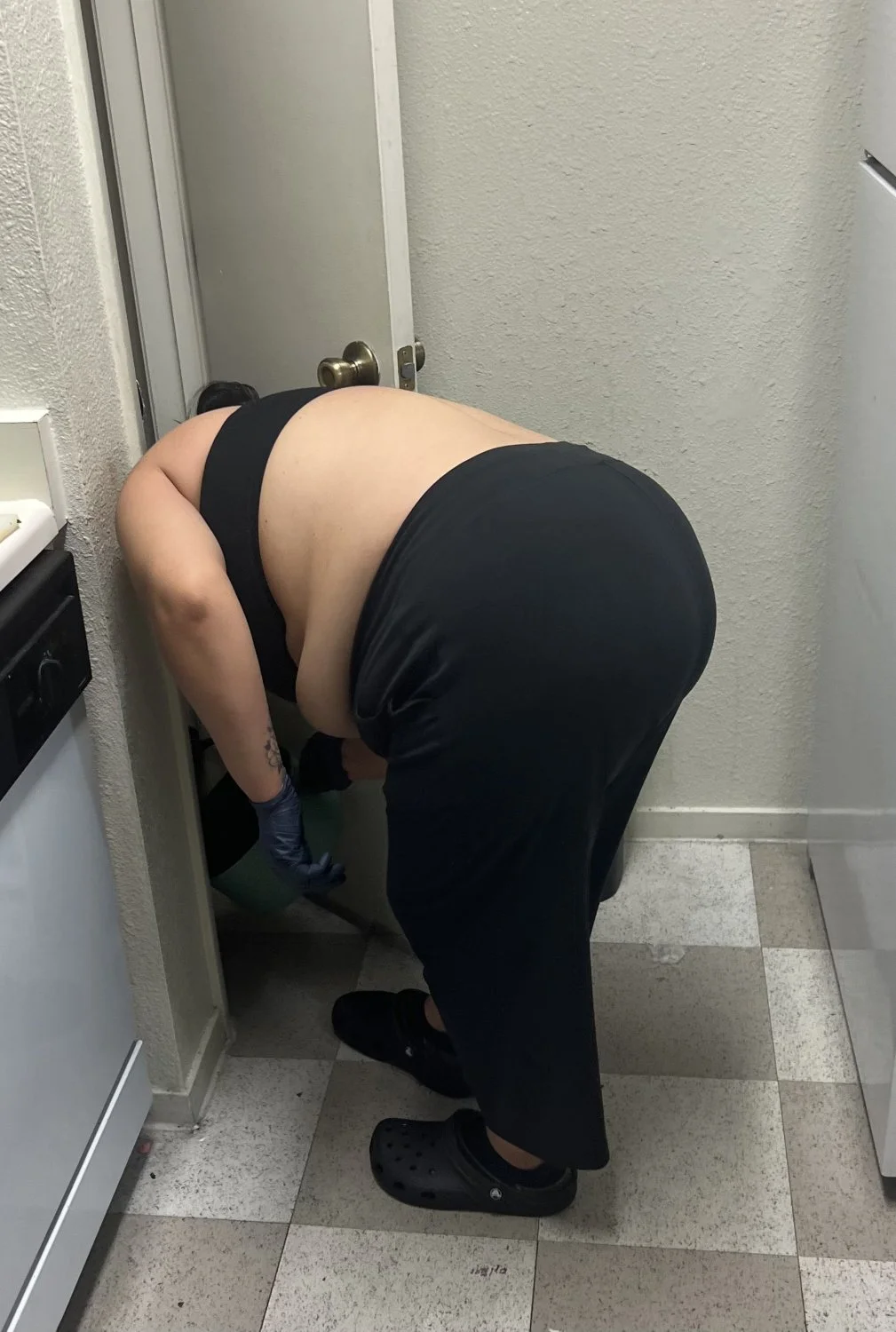 I love taking pics of my sister Marcy’s ass 😈 image 7