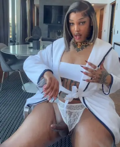 TS City Girls #181 cover image