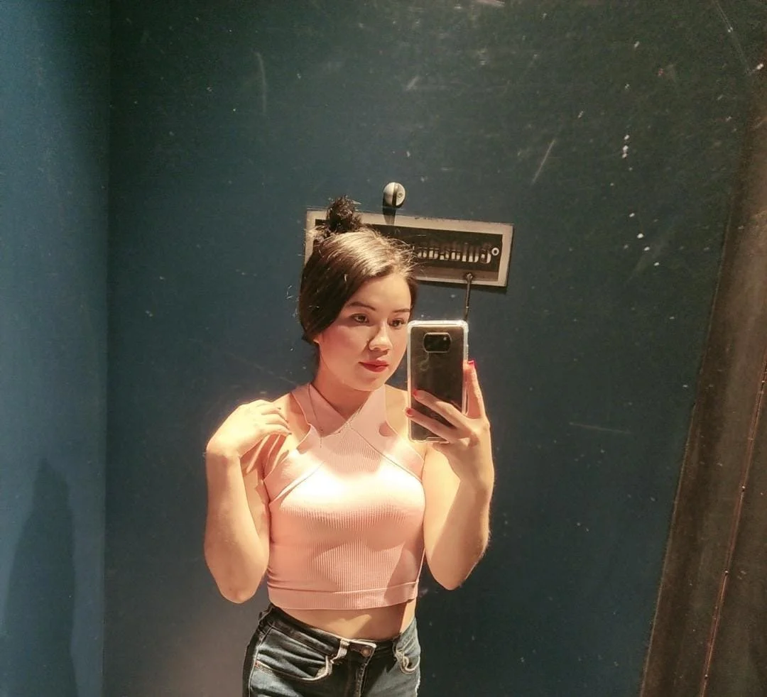 Nos comparten a esta hermosa chica main image