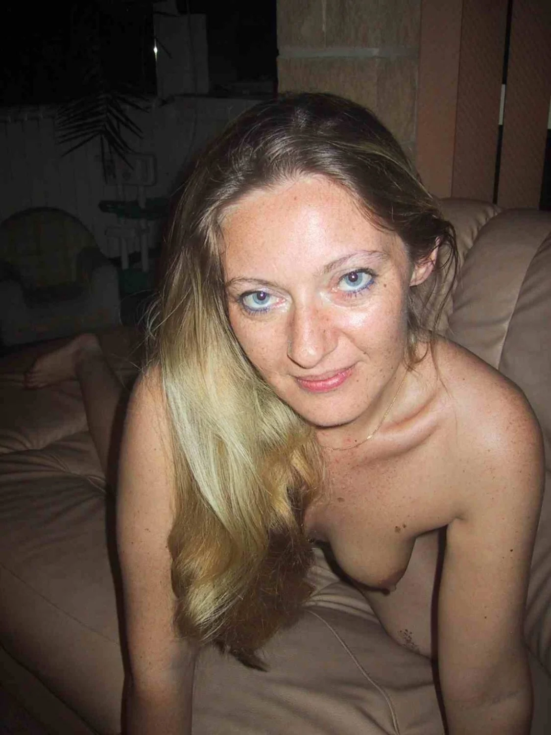 Francine - Amateur French Milf. image 32