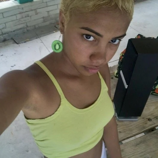 Ebony goddess image 7