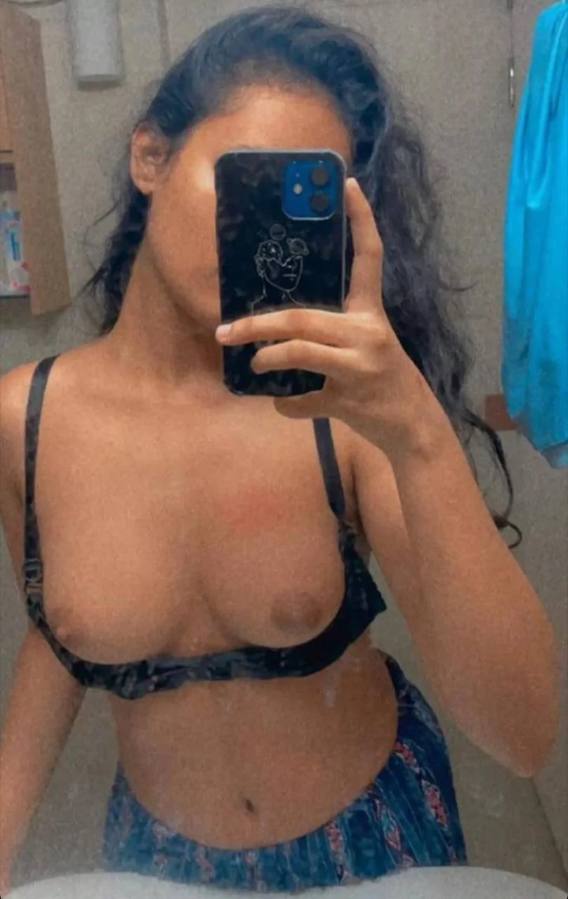 Indian girl exposed her nude pics image 21