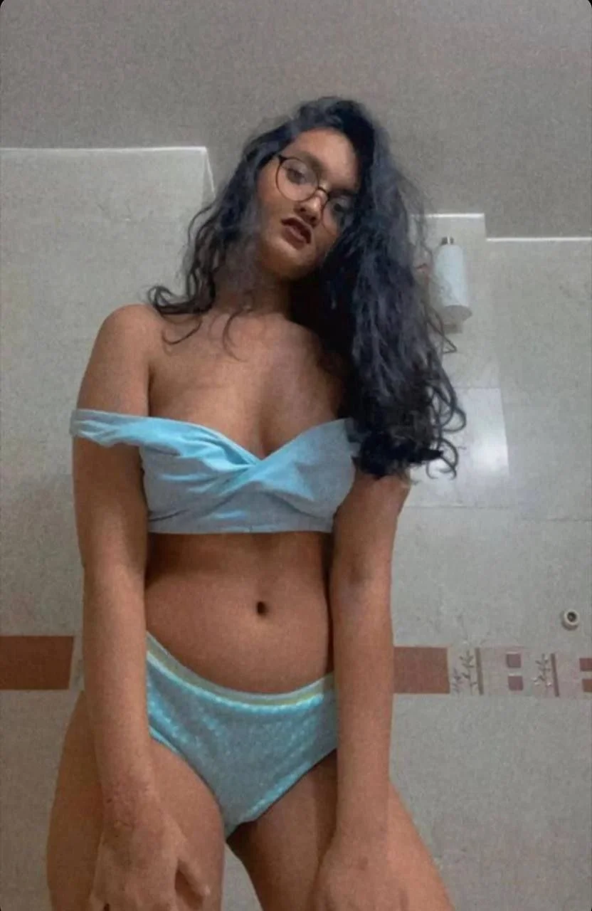 Indian girl exposed her nude pics image 22
