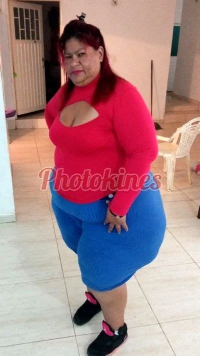 ESMERALDA La Modelo Más Gigante de la Talla SSBBW. image 22