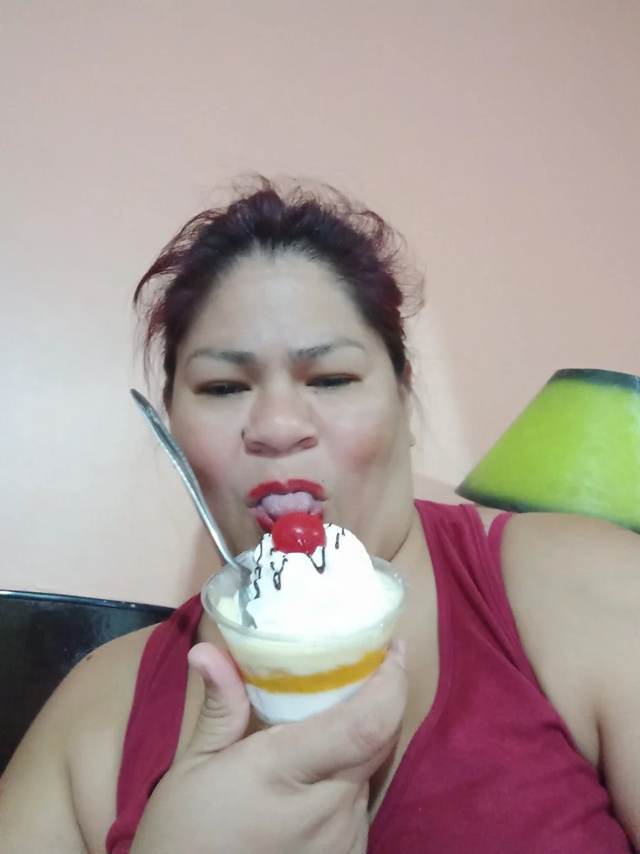 ESMERALDA La Modelo Más Gigante de la Talla SSBBW. image 36