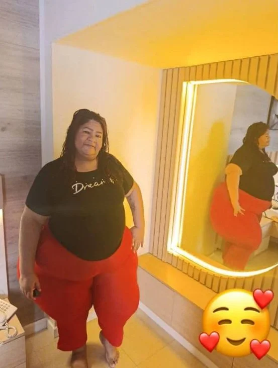 ESMERALDA La Modelo Más Gigante de la Talla SSBBW. image 38