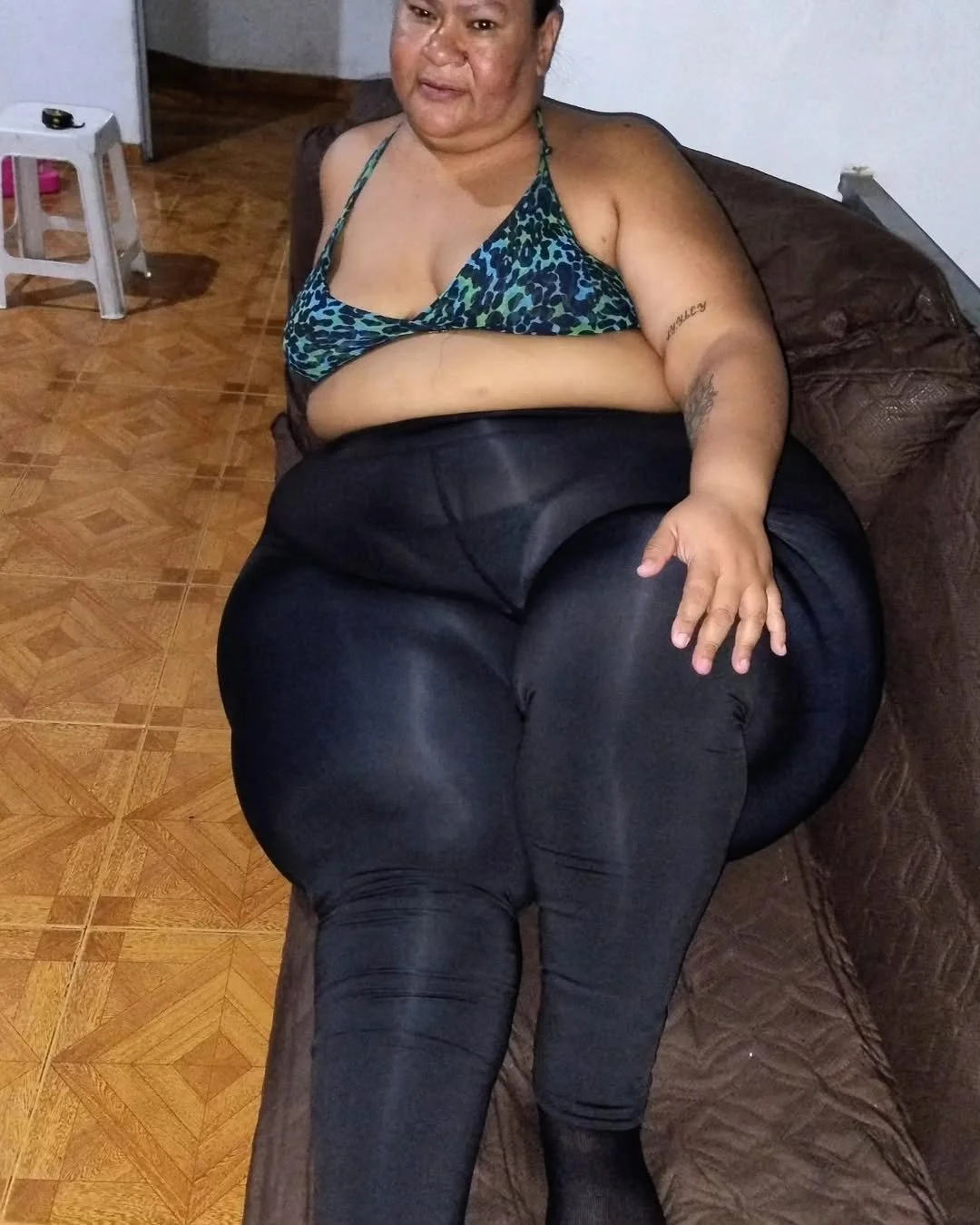 ESMERALDA La Modelo Más Gigante de la Talla SSBBW. image 43
