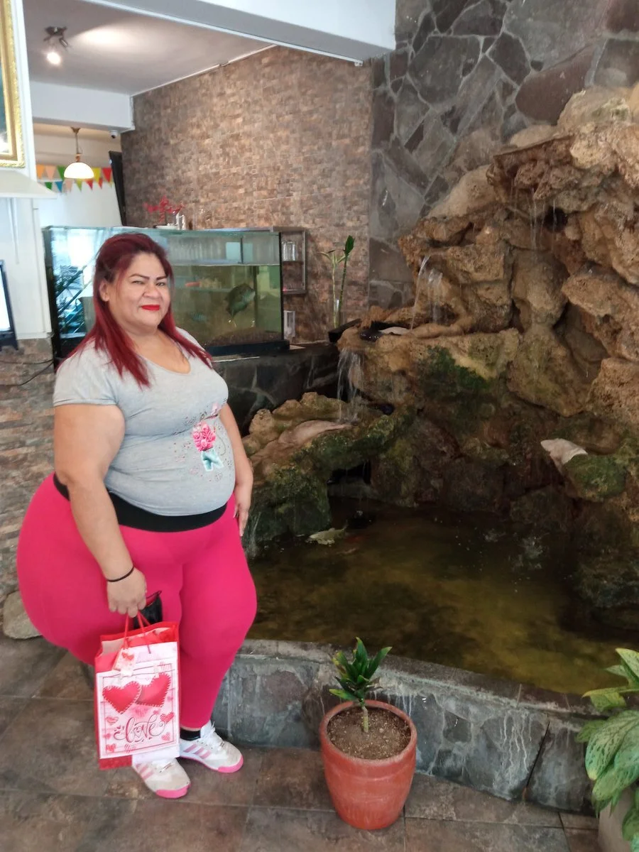 ESMERALDA La Modelo Más Gigante de la Talla SSBBW. image 44