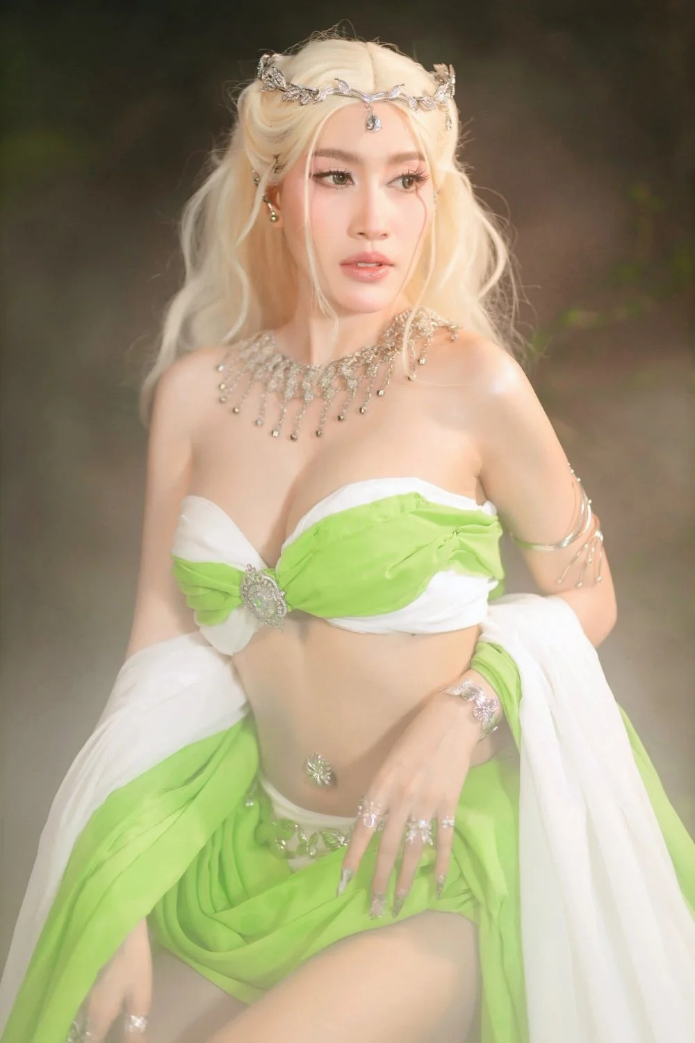 ទេវី❤️​ តារា​model main image