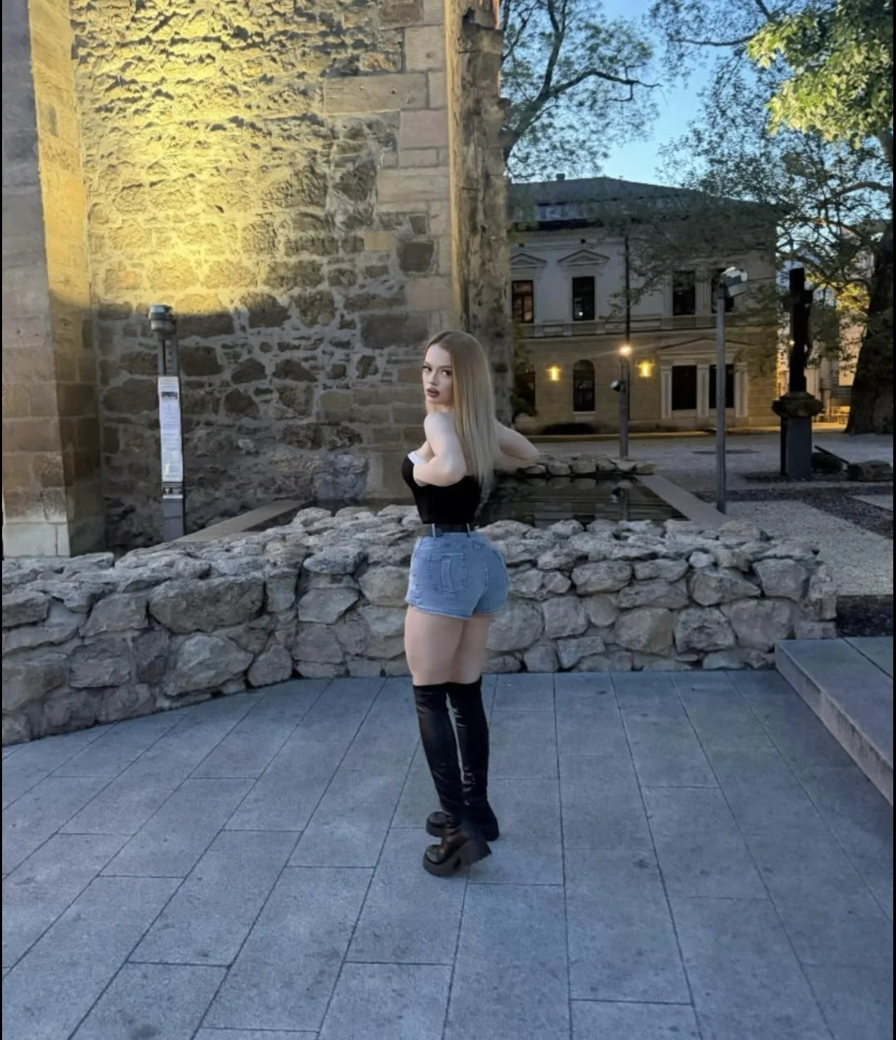 Thick and busty Romanian slut Amelia image 33