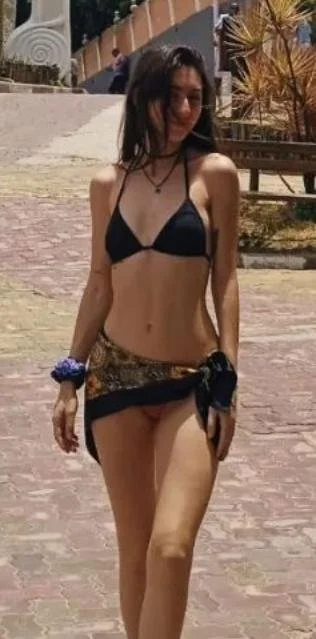 gigi.blux image 30