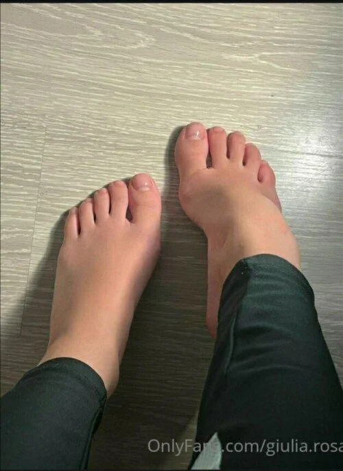 giષℓiα. ૨ѳઽα ---- image 4