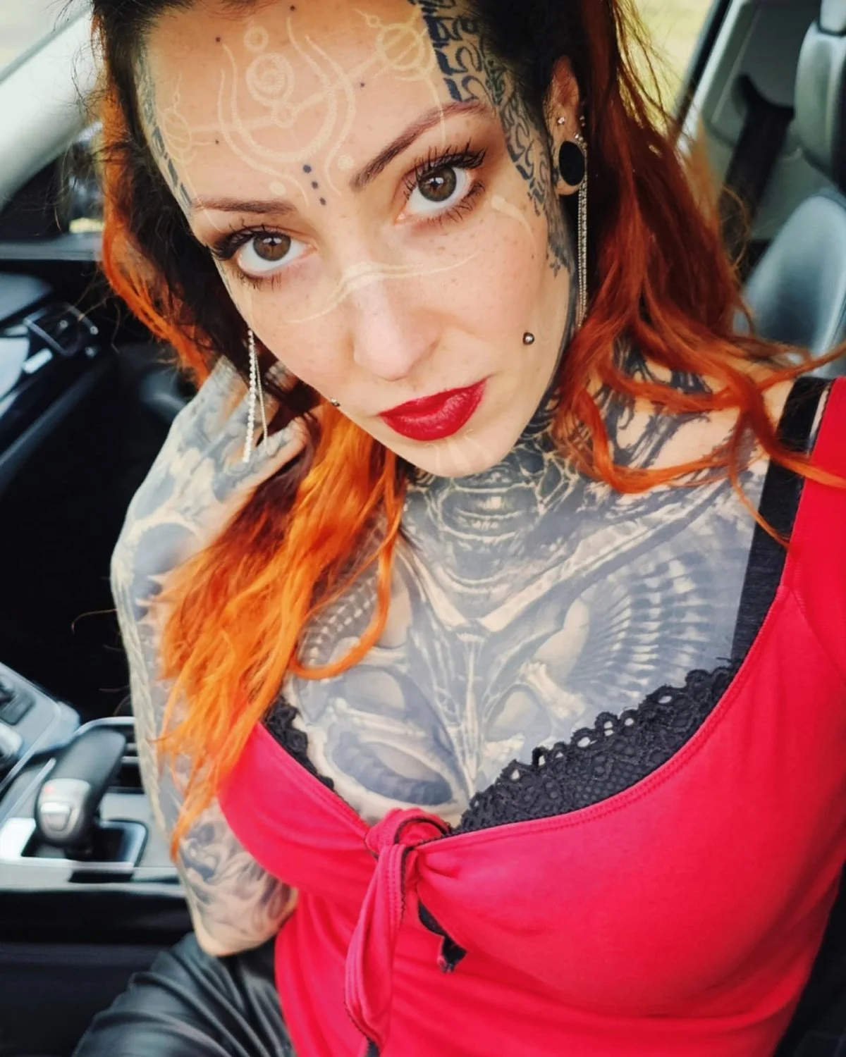 Milf Asian Teen Dirty Talking Femboy Blonde main image
