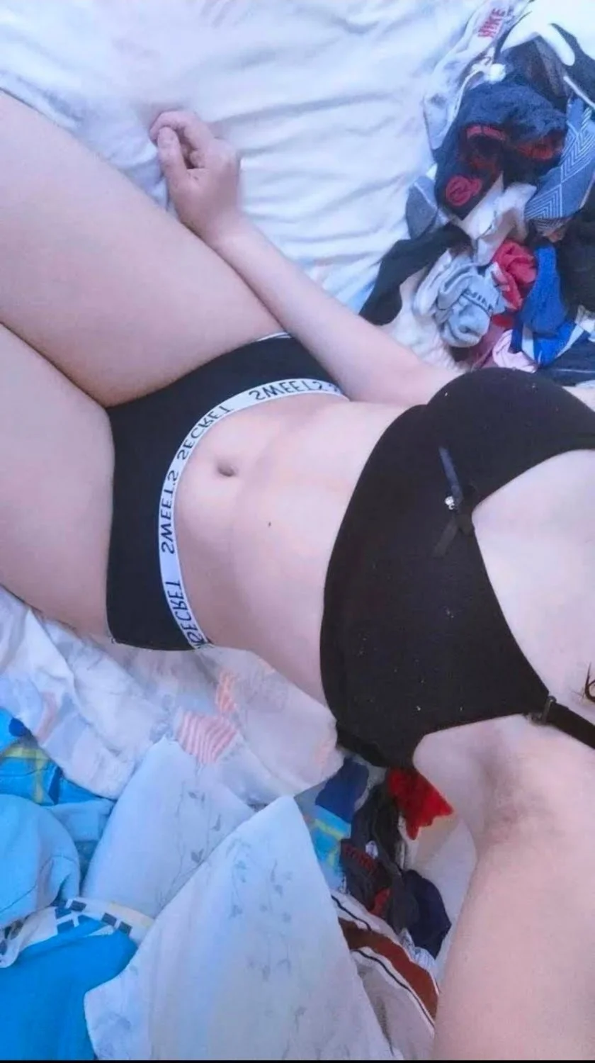 Wendy linda puta chichona con hermosas tetas y buen culito image 24