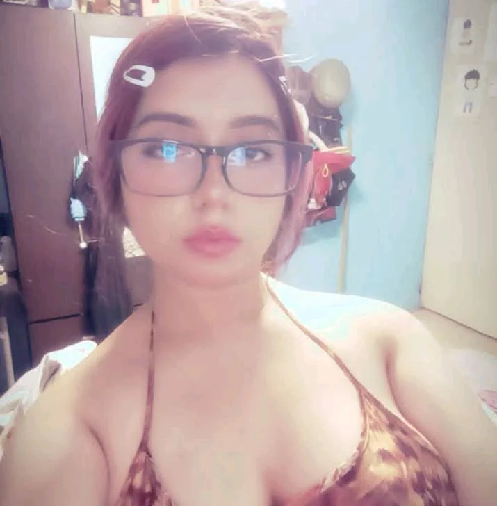 Wendy linda puta chichona con hermosas tetas y buen culito image 26